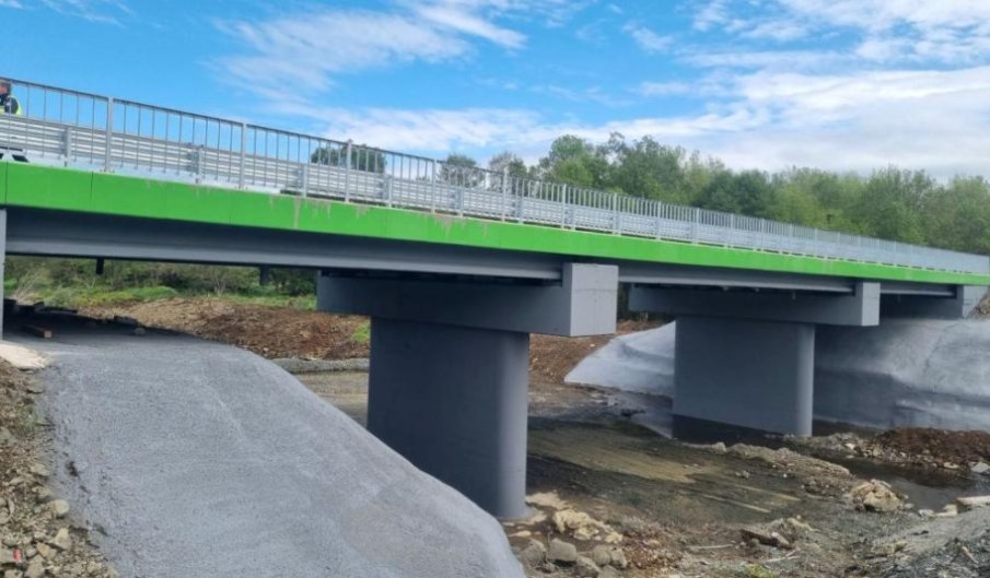 Завърши строителството на новия мост на пътя Царево–Ахтопол
