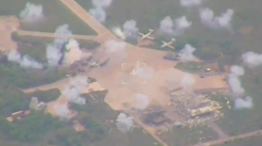 Русия показа поражението на три МиГ-29 на украинските въоръжени сили с касетъчни авиационни бомби (ВИДЕО)