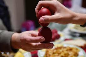 Гърците посрещат най-скъпия Великден в живота си, ограничават разходите за празника