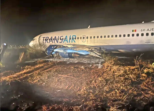 Поредна катастрофа със самолет на „Боинг“, 11 души са ранени (ВИДЕО)