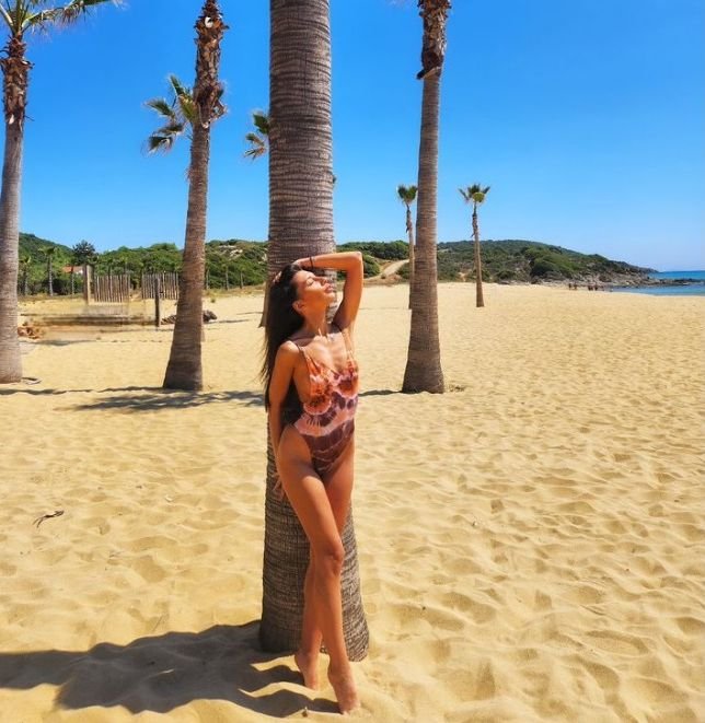 Виктория от Ергенът показа секси тяло от Гърция (ВИДЕО)