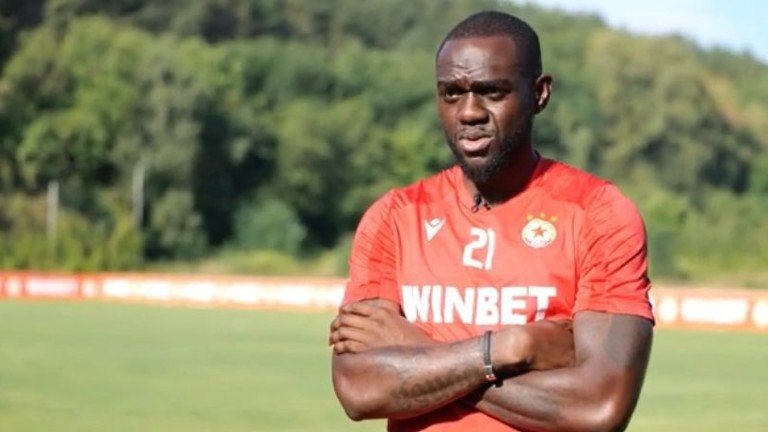 ПЕЧЕ СЕ ТРАНСФЕР: Гранд набеляза титуляр на ЦСКА