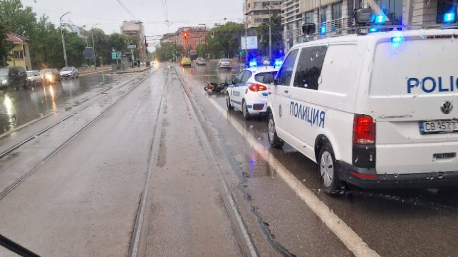 Блъснато дете с мотопед в София