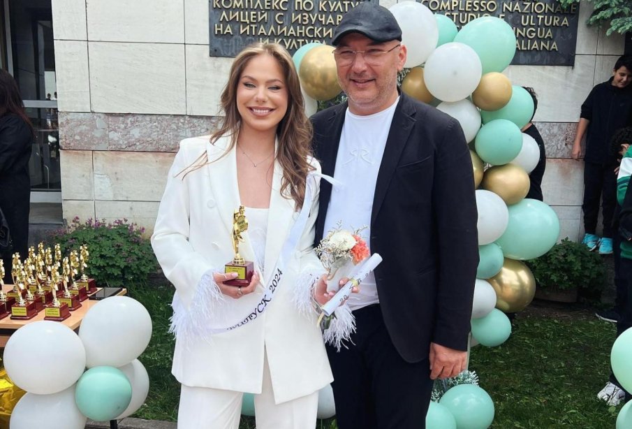 Шеф Манчев изпрати абитуриентка (СНИМКИ)