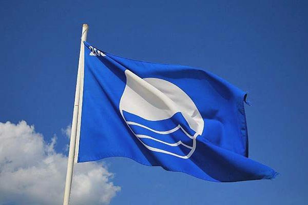 22 плажа по Черноморието отличени със син флаг за Сезон`2024