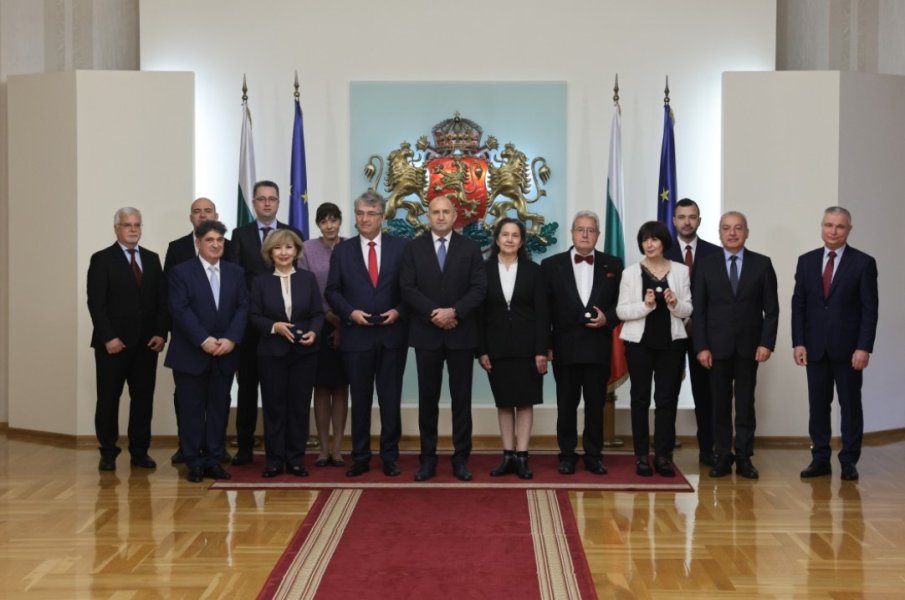 Ваня Монева, Иван Гранитски, проф. Андрей Пантев и акад. Лъчезар Трайков удостоени с Почетния знак на президента