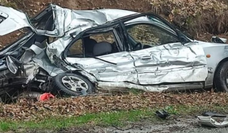 ИНЦИДЕНТ НА ПЪТЯ: Кола падна от 10 метра височина на Самоковско шосе