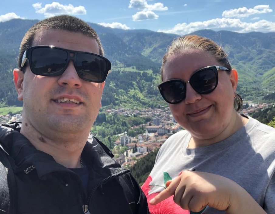 Депутат от „Величие” се отказа от парламента заради жена си