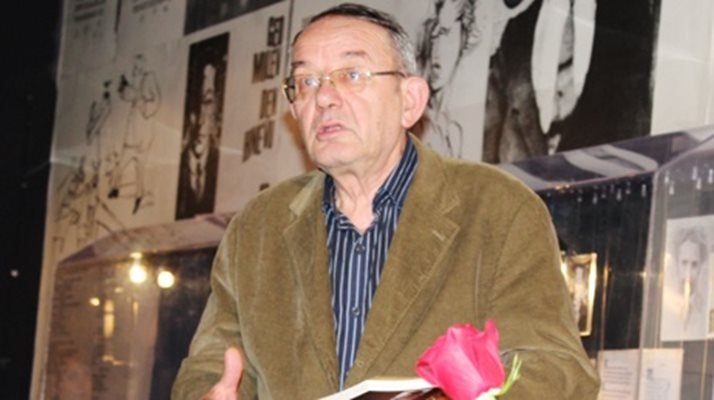 ТЪЖНА ВЕСТ! Напусна ни литературният критик, поет и белетрист Владимир Янев