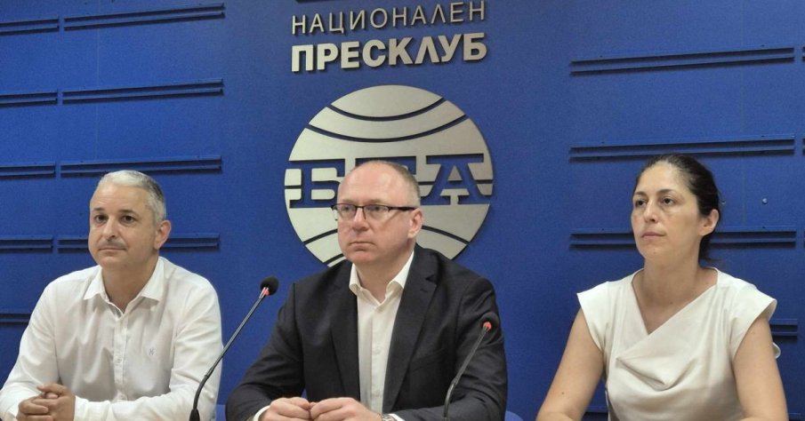 Изключиха от Възраждане общински съветник от Свищов