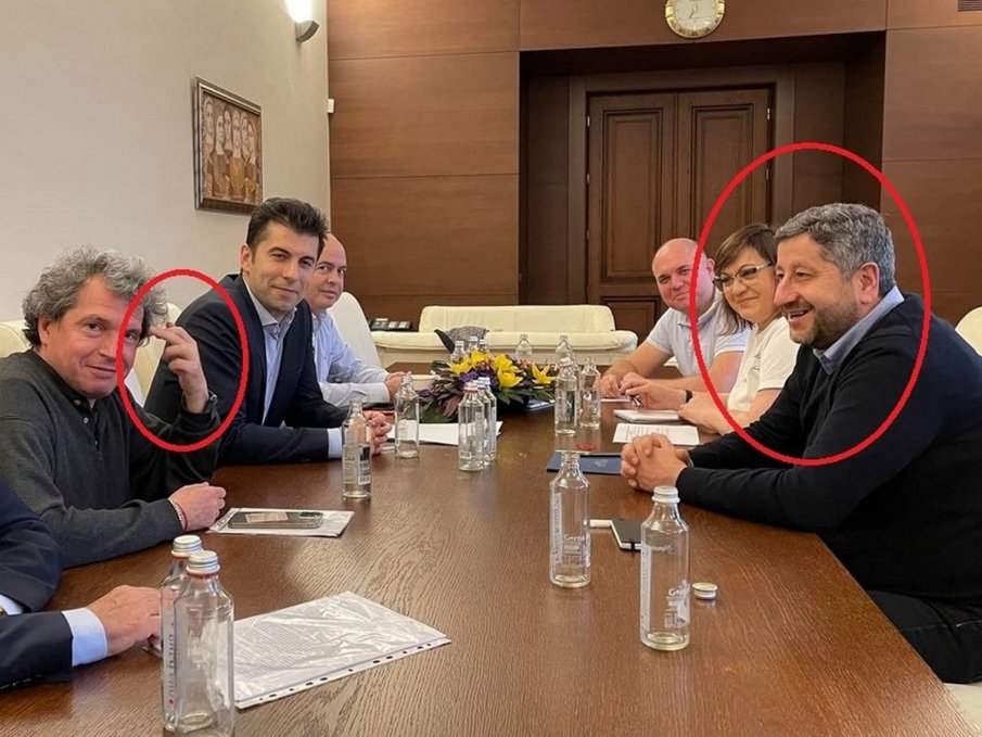 ШОУ! Кирил Петков размаза Тошко с послание към Слави: Все по-нисък става, защото...