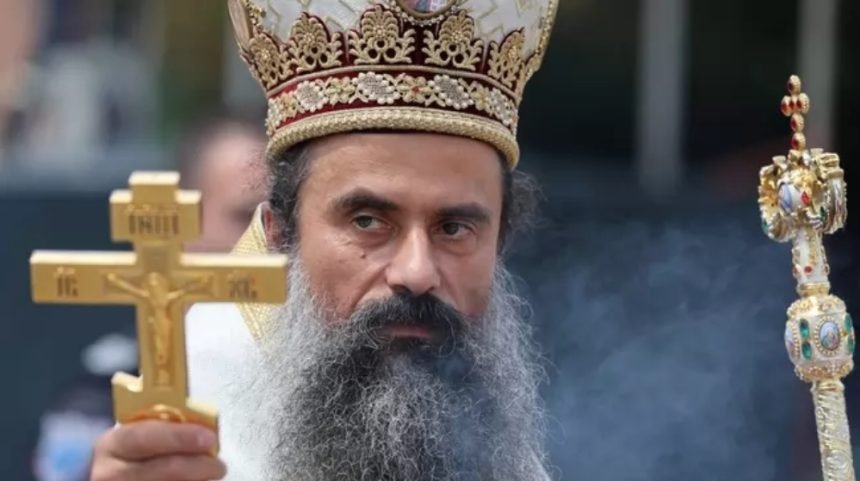 БТВ с мощна пропаганда срещу новия патриарх, Борисов и Пеевски не отидоха в храма