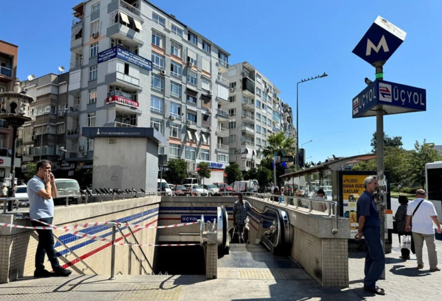 Инцидент с ескалатор в метрото в Измир: 11 души са ранени (СНИМКИ/ВИДЕО)
