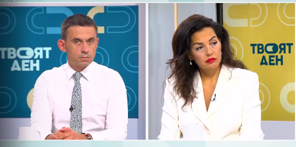 Анализатори: Критиката към ГЕРБ, че не могат да съставят управленско мнозинство, в момента се насочва към ППДБ