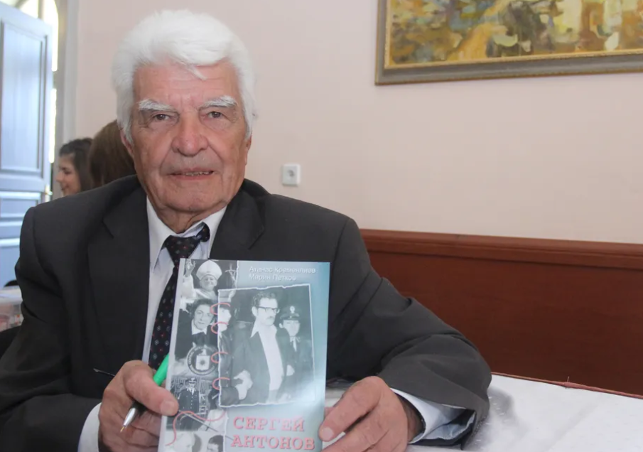 Георги Първанов скърби заради загубата на проф. Джузепе Консоло