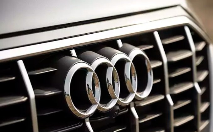 Audi сменя емблематичното си лого