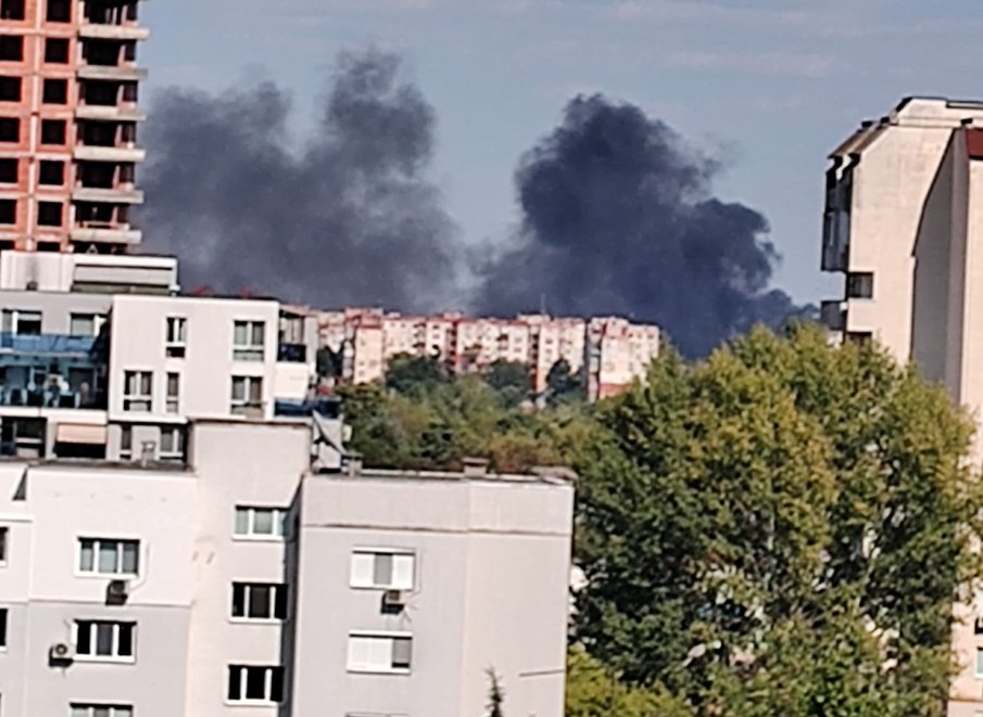 Пожар се разгоря в Столипиново