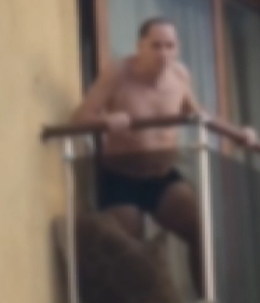 Родители евакуират децата си заради агресията на психично болен мъж