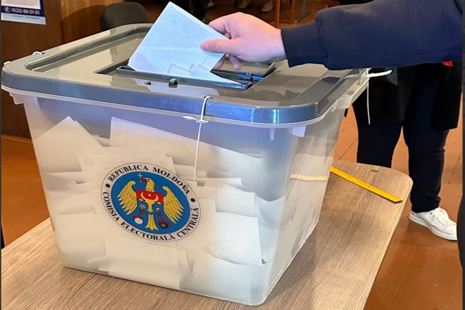 Над един милион евро иззеха молдовските власти при акции в Кишинев срещу купуването на гласове