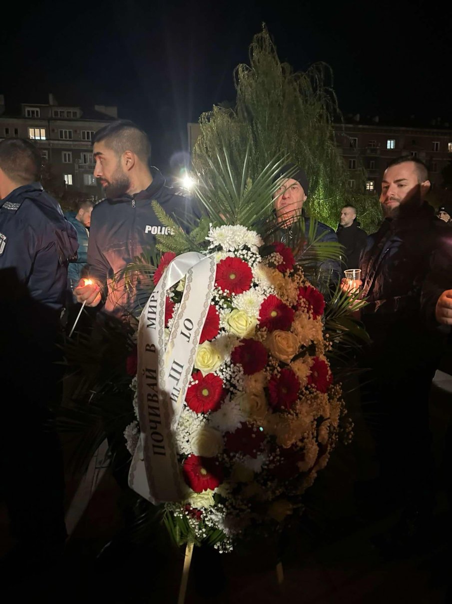 Приятелката на обесилия се полицай с ТРОГАТЕЛНИ ДУМИ (СНИМКА)