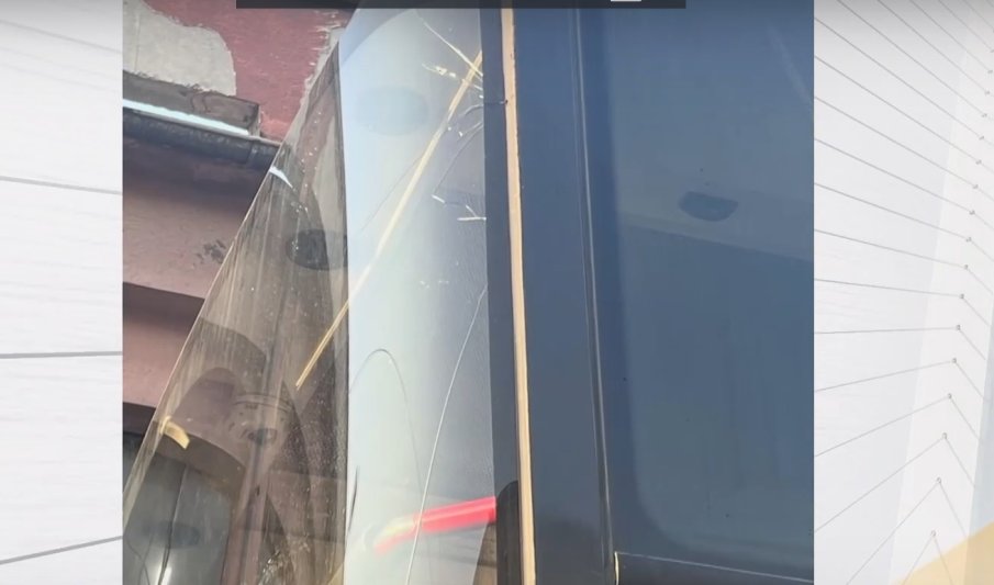 ВАНДАЛИ ВИЛНЕЯТ в София: Стрелят с въздушна пушка по автобуси на градския транспорт 