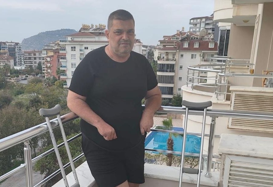 ДА ПОМОГНЕМ: Тежко болен самотен баща спешно се нуждае от средства за лечение в Турция