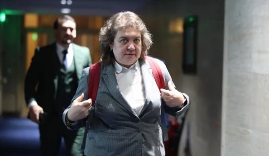 АКТИВИРА СЕ! Наталия Киселова предлага ПГ на Ахмед Доган да смени името си АКТИВИРА СЕ! Наталия Киселова предлага ПГ на Ахмед Доган да смени името си