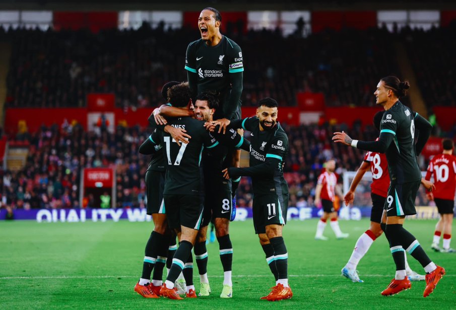 Ван Дайк отказа първата оферта на Ливърпул