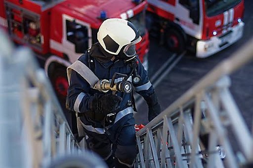 Пожар в частна АГ болница в София