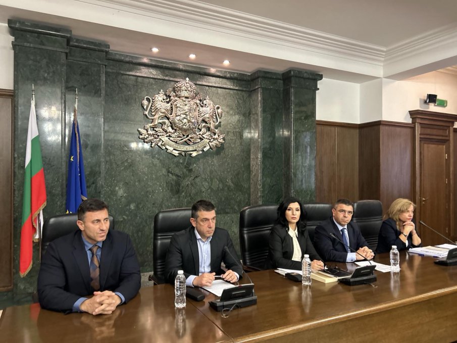 Министър Атанас Илков проговори за аферата с пирамидата BETL