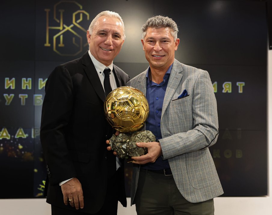 ГОРЕЩО: Краси Балъков вдига сватба - вижте каква красавица крие в дома си (СНИМКИ)