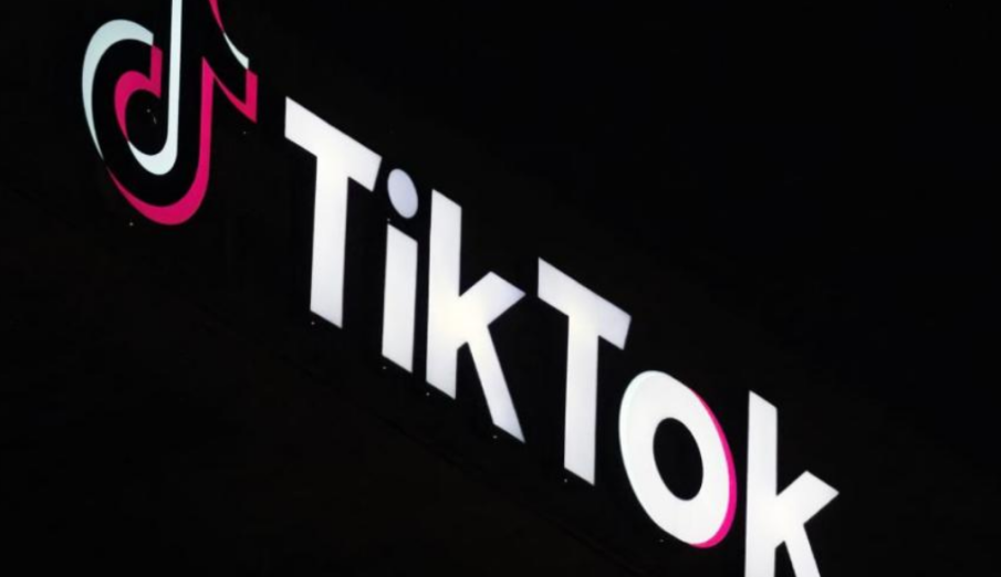 Мъск купува и TikTok?