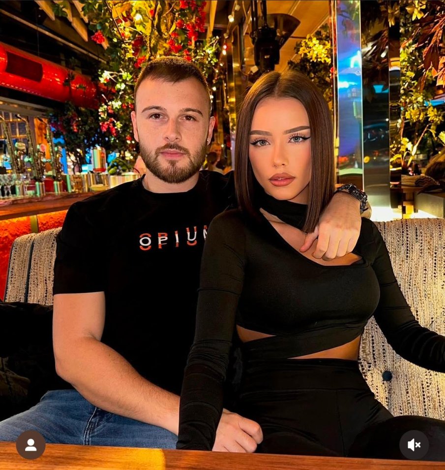 Бившият на Лидия предложи брак на инфлуенсърка (СНИМКИ)