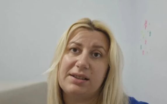 Българка в Санторини: От събота насам земетресенията са на 10-15 минути Българка в Санторини: От събота насам земетресенията са на 10-15 минути