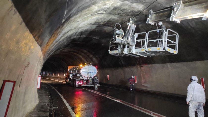 Пускат движението през Кривия тунел другата седмица
