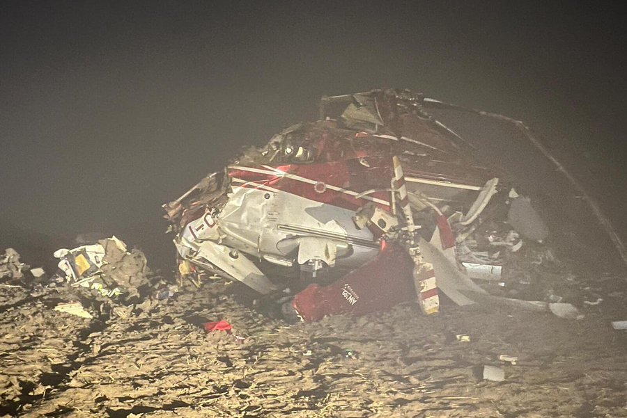 Хеликоптер се разби в Италия, има загинали (ВИДЕО)