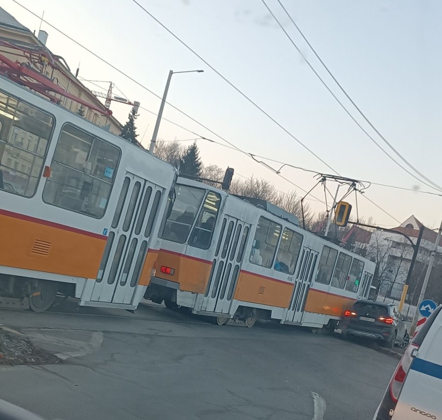 Клаха жена в трамвай номер 6, задържан е 40-годишен мъж