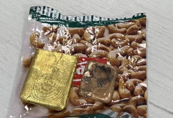 Хасковската прокуратура наблюдава досъдебно производство за недекларирани златни отливки, открити в автобус на ГКПП „Капитан Андреево“