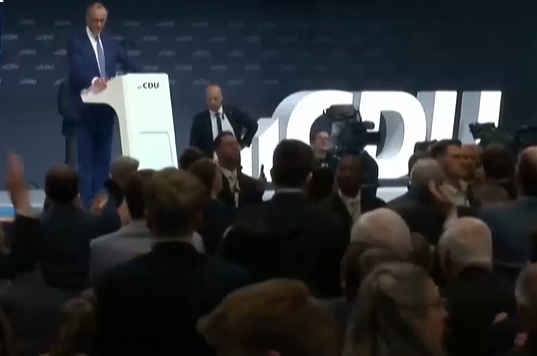 ХДС не губят привърженици заради сближаването с Алтернатива за Германия