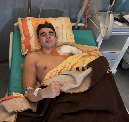 Оперираха по спешност сина на Ирина Тенчева