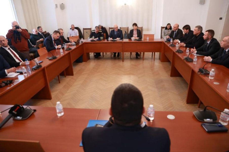 Комисията по отбрана одобри купуването на нов патрулен кораб