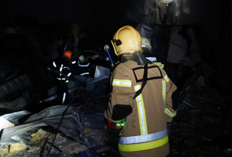 РУСИЯ ОТНОВО АТАКУВА КИЕВ: Има загинал, няколко души са ранени, сред тях 9-годишно дете