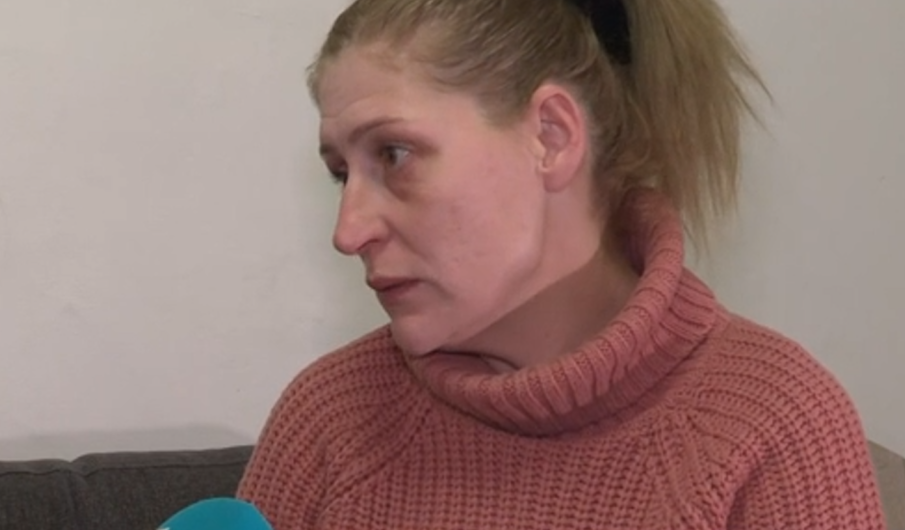 ЧИНОВНИЧЕСКО БЕЗДУШИЕ: Спряха инвалидната пенсия на майка, станала донор на дъщеря си