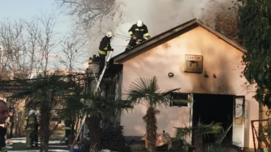 ОГНЕНИЯТ АД В ПЛОВДИВ: Двама пострадали при пожара до Ботаническата градина (СНИМКИ)