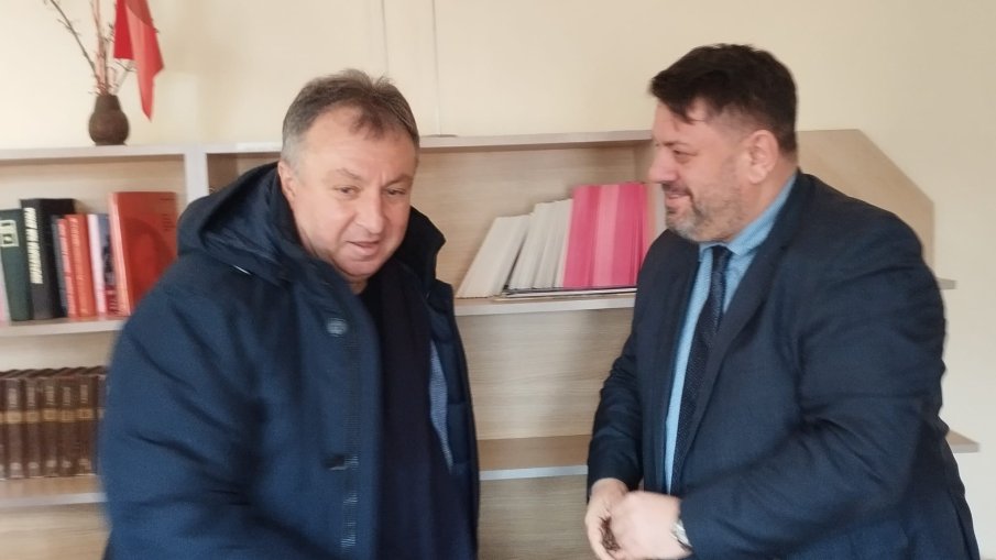 Атанас Зафиров в Шумен: Винаги ще работя за БСП и лявата идея - заради Конгреса да не забравяме бъдещето на партията Атанас Зафиров в Шумен: Винаги ще работя за БСП и лявата идея - заради Конгреса да не забравяме бъдещето на партията
