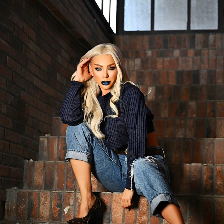 Защо мъжете бягат от Емануела?