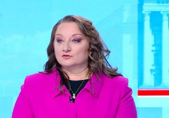 Деница Сачева: Всички се опитват да злоупотребят с ГЕРБ - ние не сме универсален носител на отговорност и ракета-носител за други партии