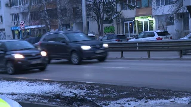 Две години след трагедията с Ани и Явор: Най-после монтираха камера на бул. Сливница Две години след трагедията с Ани и Явор: Най-после монтираха камера на бул. Сливница