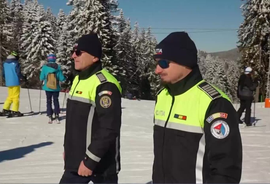 Румънски полицаи патрулират с българските си колеги в Пампорово