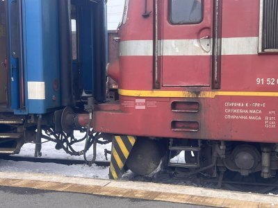 Синдикалист за инцидента на гарата в Карнобат: Отказали са спирачките на локомотива